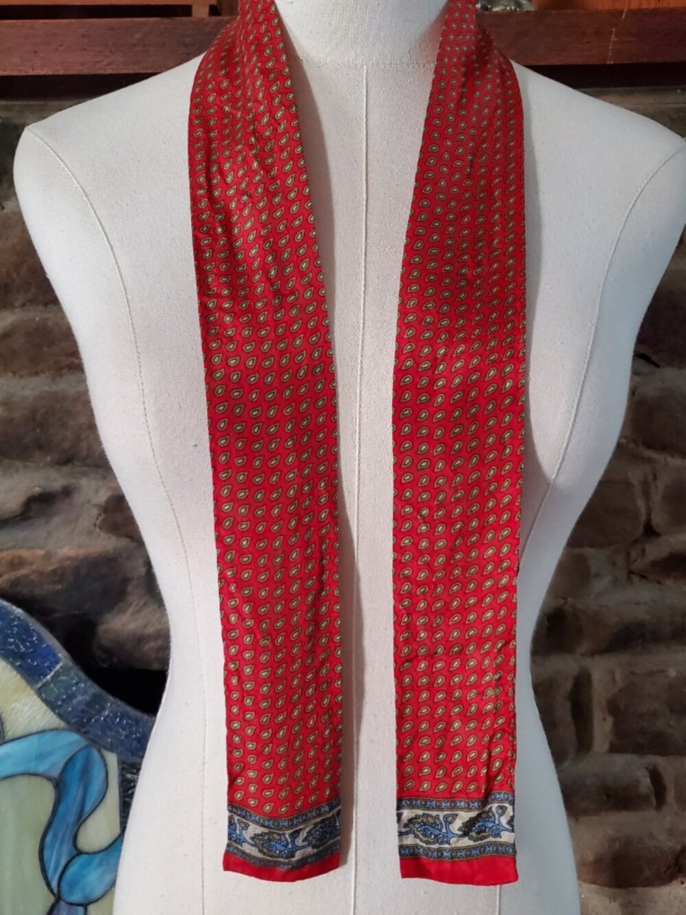 Vintage ECHO Silk Scarf Red Paisley Made In Japan 43" x 2" Skinny Neck Tie